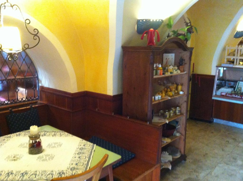 Hotel Der Eberhard - Wohnen & Essen Bei Ilse Sankt Michael in Obersteiermark Esterno foto