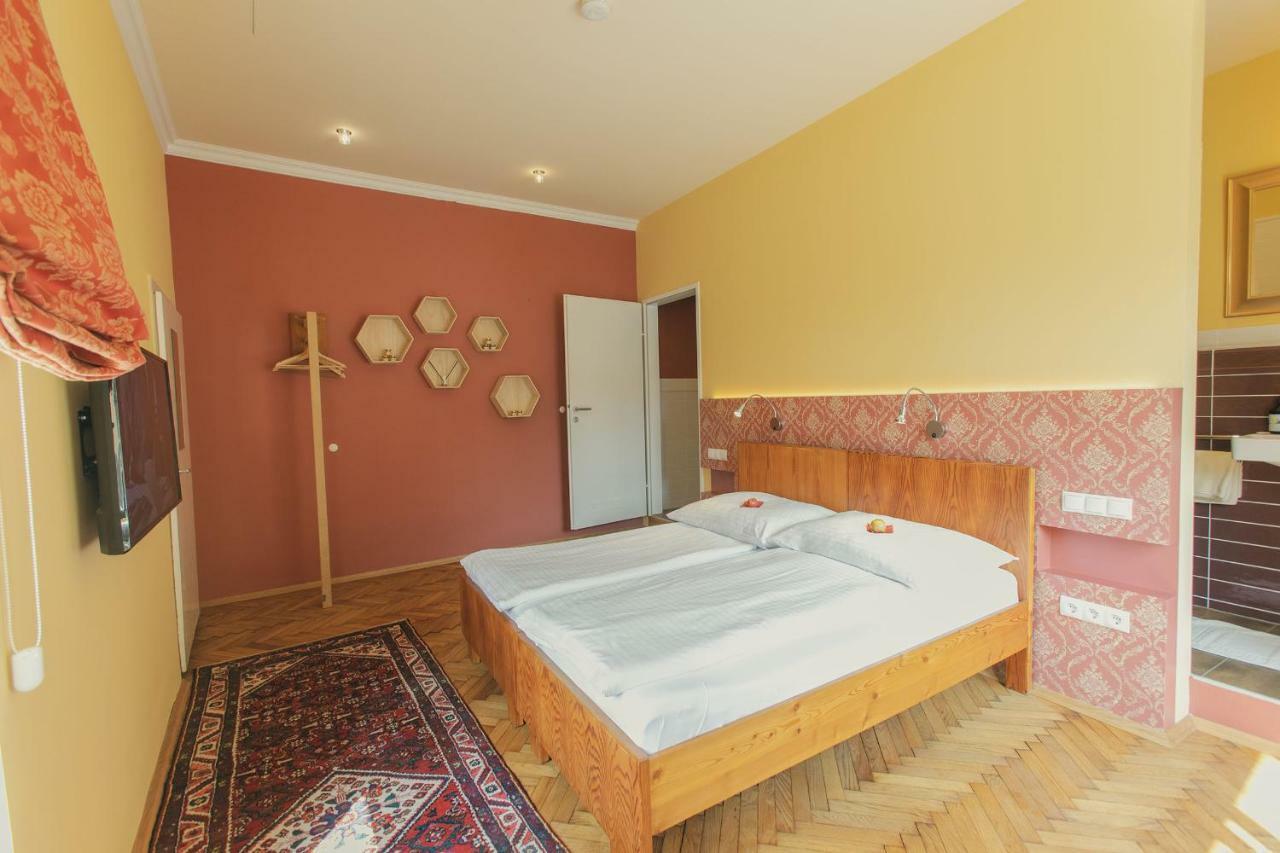 Hotel Der Eberhard - Wohnen & Essen Bei Ilse Sankt Michael in Obersteiermark Esterno foto